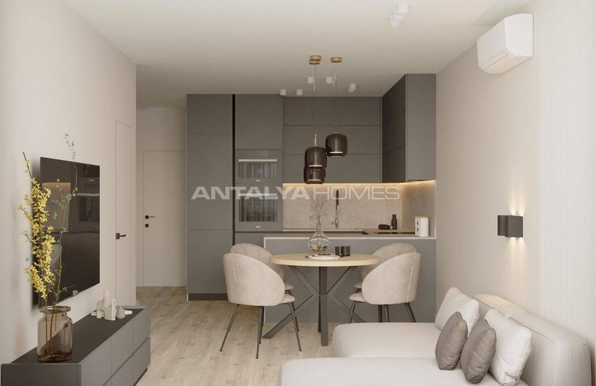 Antalya Altıntaş'ta Olimpik Havuzlu Sitede Şık Daireler 8