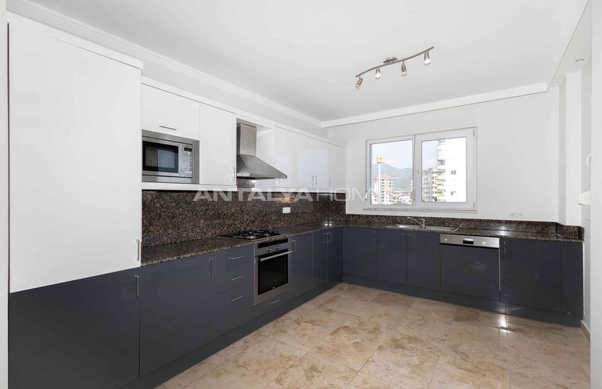 2-bedroom Flat in a Complex Close to the Sea in Alanya Cikcilli 17