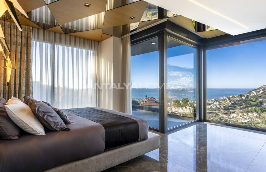 Detached 3-bedroom Villa with Pool in Alanya 25