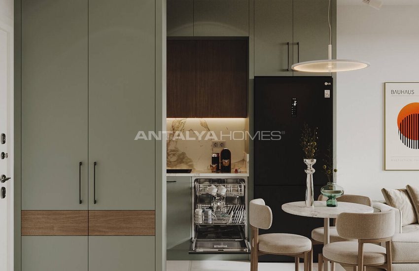 Antalya Kepez'de Havuzlu ve Güvenlikli Sitede Daireler 27
