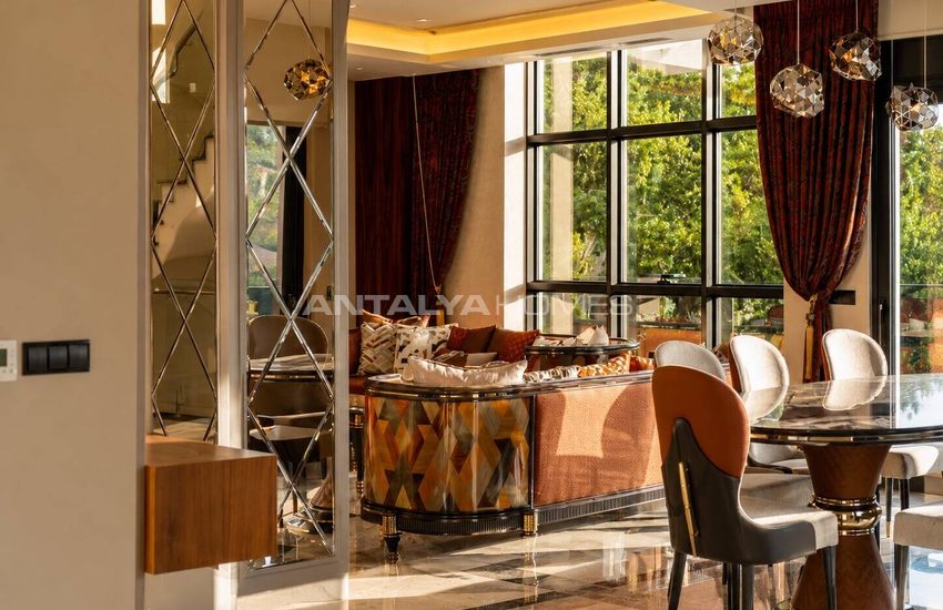 Alanya'da Deniz Manzaralı ve Havuzlu Müstakil Şık Villa 20