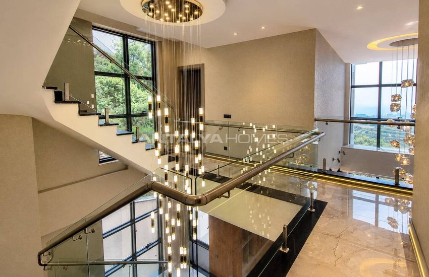 Alanya'da Deniz Manzaralı ve Havuzlu Müstakil Şık Villa 48