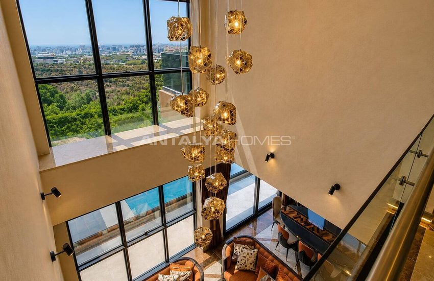 Alanya'da Deniz Manzaralı ve Havuzlu Müstakil Şık Villa 30