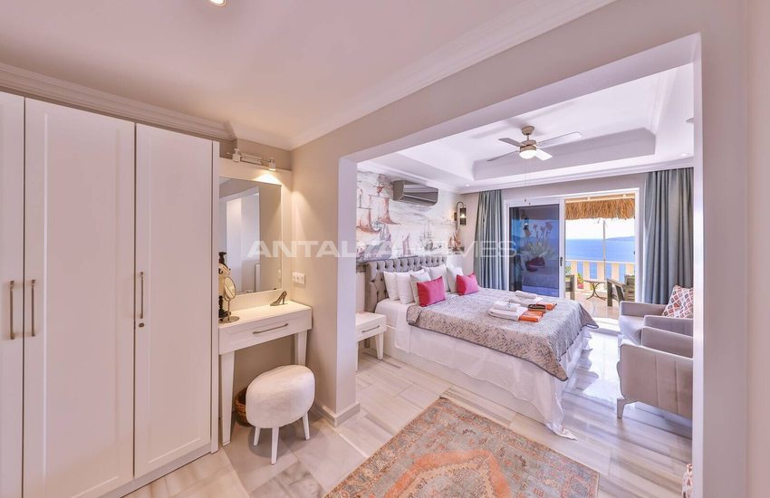 5-bedroom Detached Villa with Sea View in Antalya Kalkan 9