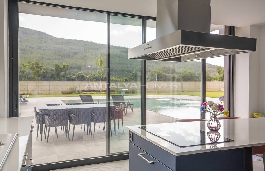 Muğla Menteşe’de Özel Yüzme Havuzlu Satılık Müstakil Villa 34