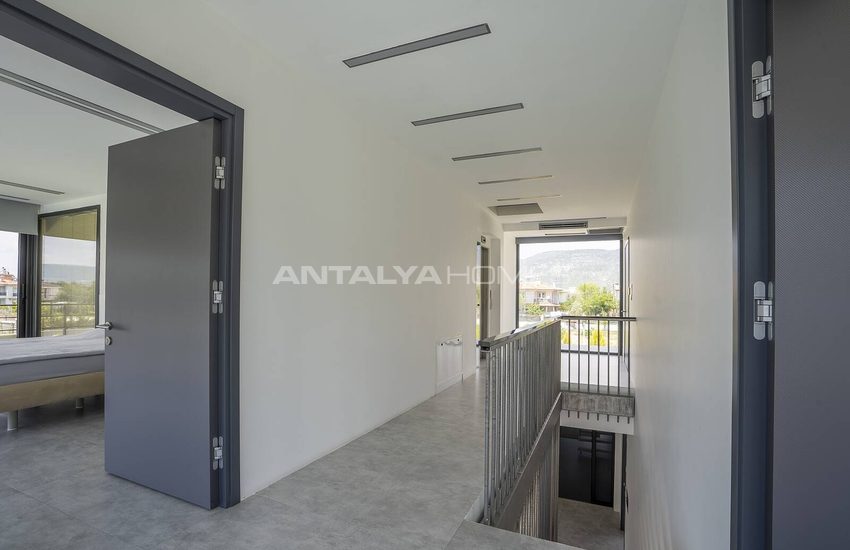 Muğla Menteşe’de Özel Yüzme Havuzlu Satılık Müstakil Villa 36