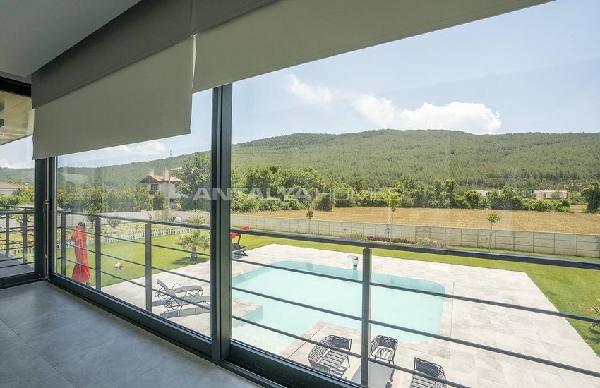 Muğla Menteşe’de Özel Yüzme Havuzlu Satılık Müstakil Villa 41