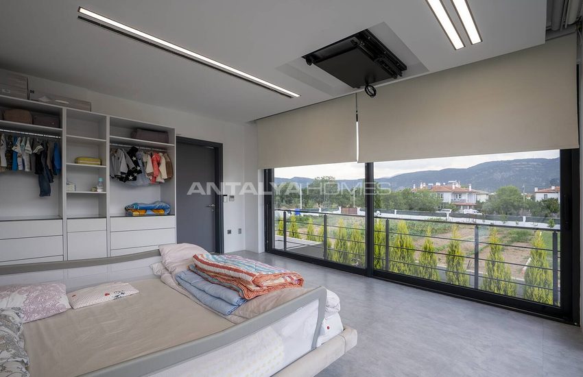 Muğla Menteşe’de Özel Yüzme Havuzlu Satılık Müstakil Villa 47