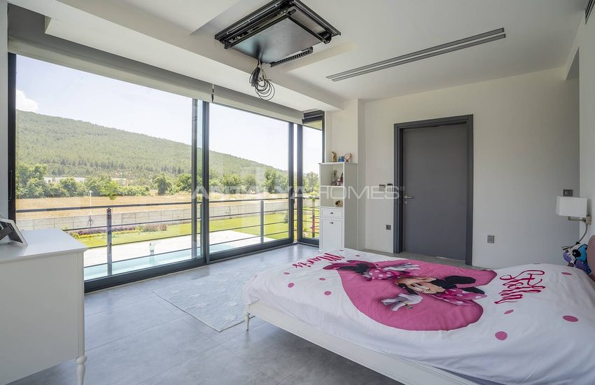 Muğla Menteşe’de Özel Yüzme Havuzlu Satılık Müstakil Villa 53