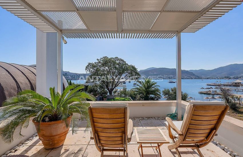 Einzel Villa Am Meer Mit Privatem Pier In Bodrum Gundogan 31