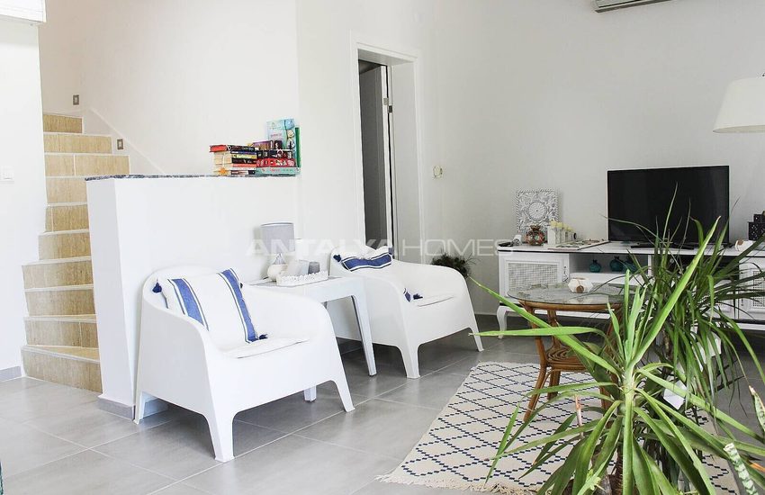 Sea View Semi-detached Villa with Garden in Bodrum Turkbuku 19