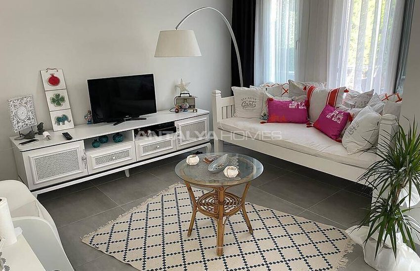 Sea View Semi-detached Villa with Garden in Bodrum Turkbuku 18