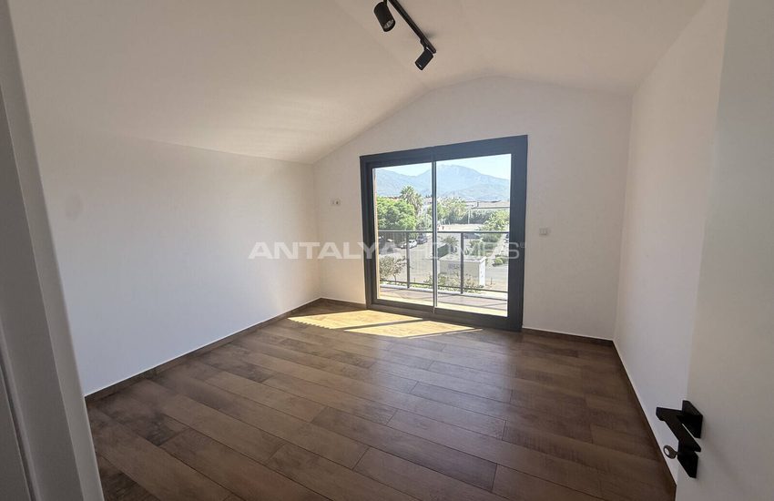 Villas Individuelles Avec Piscine Privée Et Jardin À Fethiye 15