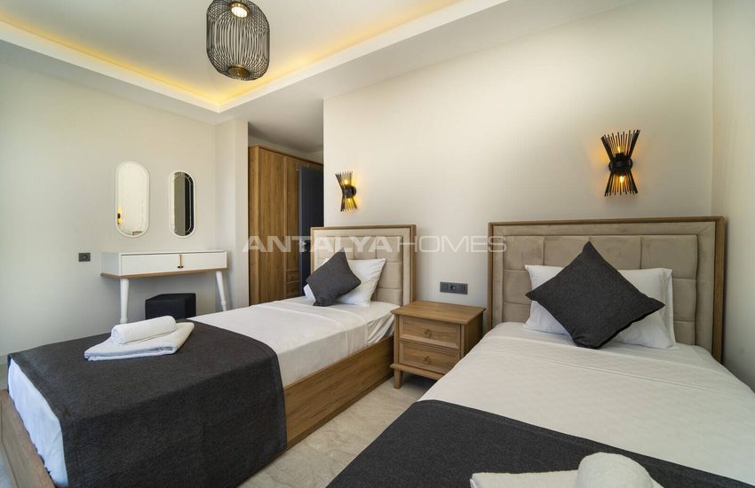 Fethiye Faralya’da Açık ve Kapalı Havuzlu Müstakil Villa 40