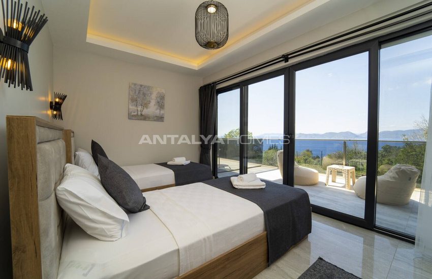 Fethiye Faralya’da Açık ve Kapalı Havuzlu Müstakil Villa 43