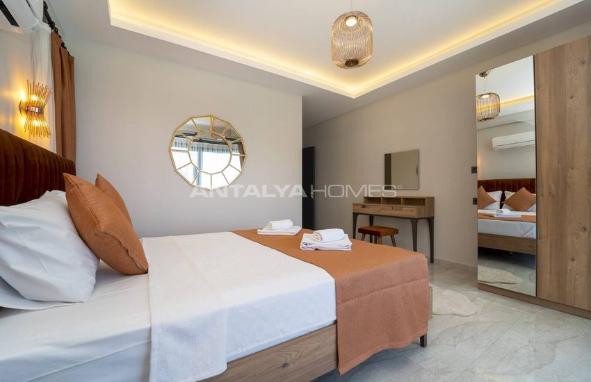 Fethiye Faralya’da Açık ve Kapalı Havuzlu Müstakil Villa 44