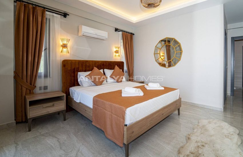 Fethiye Faralya’da Açık ve Kapalı Havuzlu Müstakil Villa 45