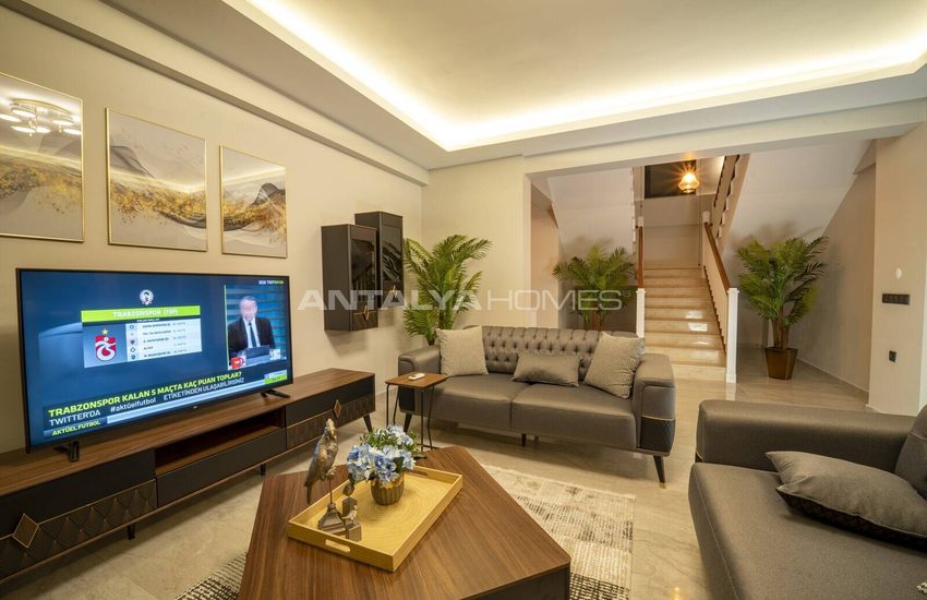 Fethiye Faralya’da Açık ve Kapalı Havuzlu Müstakil Villa 14