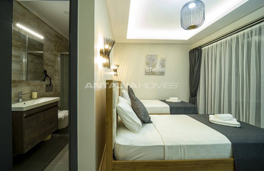 Fethiye Faralya’da Açık ve Kapalı Havuzlu Müstakil Villa 22
