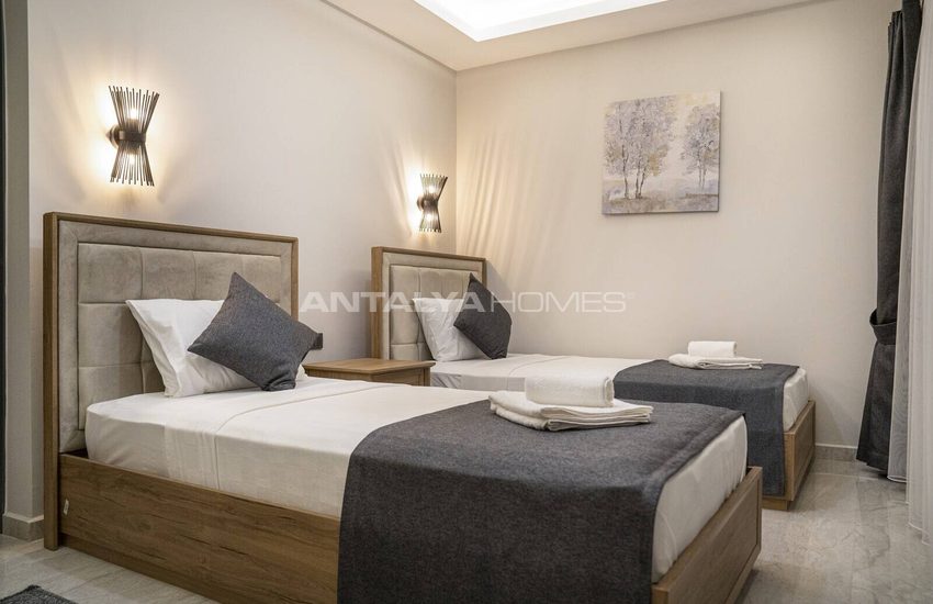Fethiye Faralya’da Açık ve Kapalı Havuzlu Müstakil Villa 28
