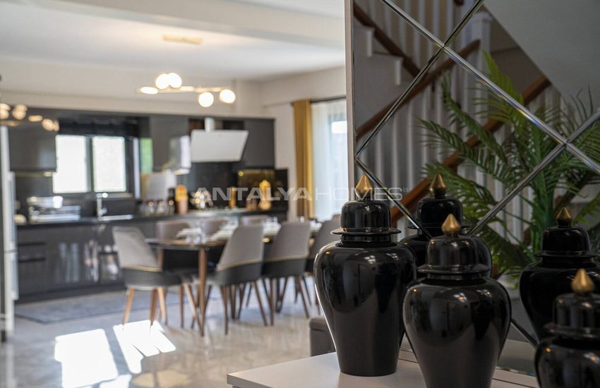 Fethiye Faralya’da Açık ve Kapalı Havuzlu Müstakil Villa 17