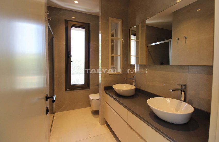 Stylish Villas with Private Pool and Garden in Bodrum 42