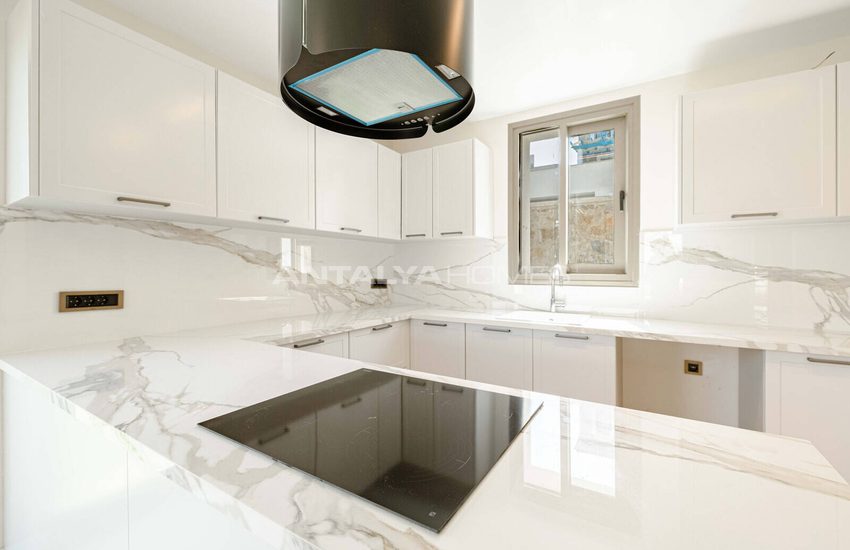 Detached Villas with Private Pools in Bodrum Kadikalesi 18