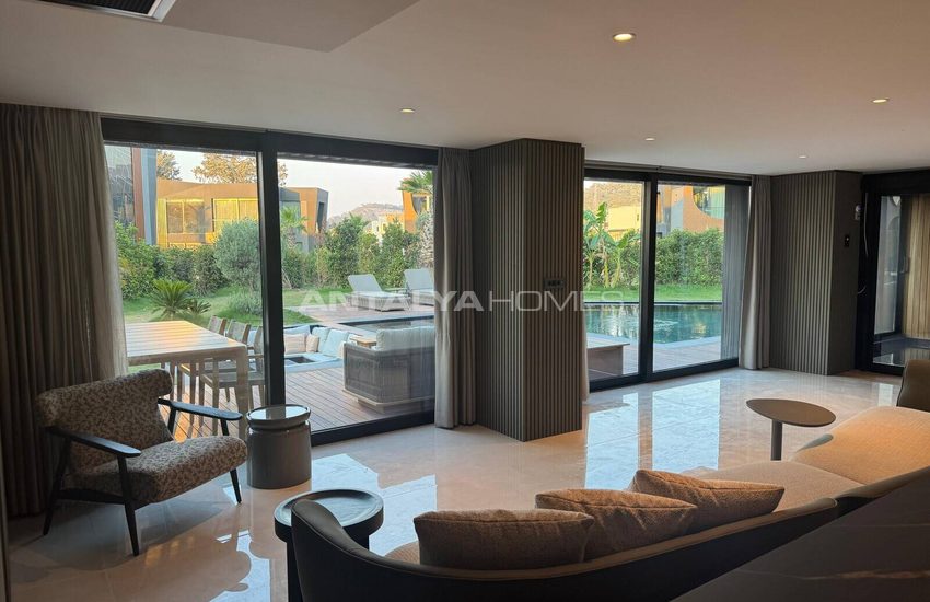Detached Real Estate with Pool Close to Sea in Bodrum Turkbuku 12