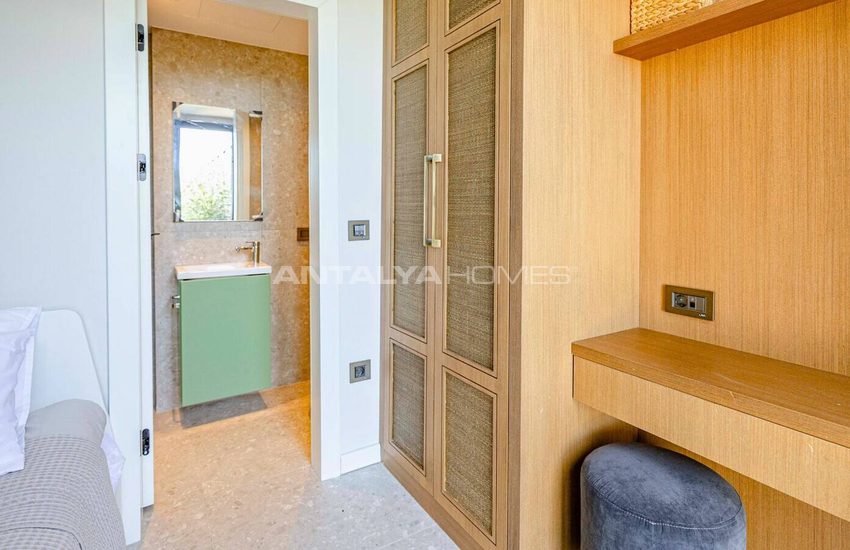 Sea View Houses with Private Pool and Garden in Bodrum 27