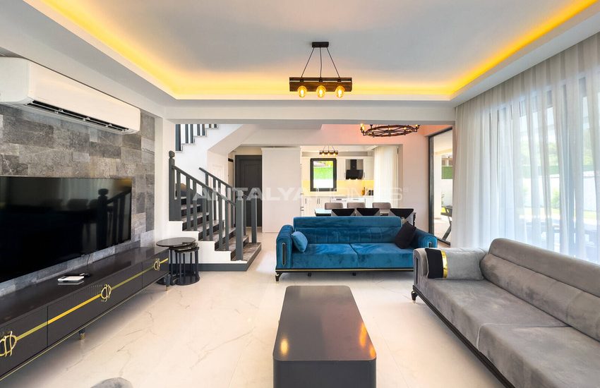 Villa De 4 Chambres À Vendre Près De Fethiye Oludeniz 3