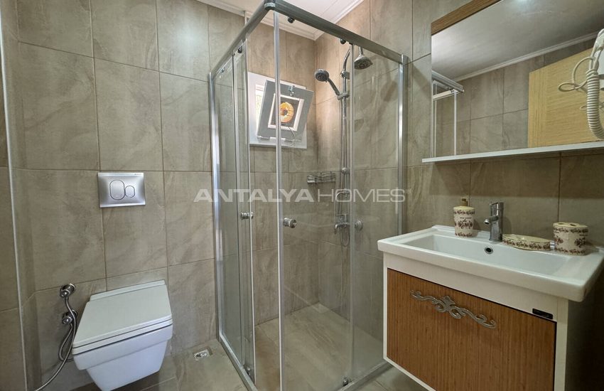 Fethiye Ölüdeniz'de Kısa Dönem Kiralamaya Uygun Havuzlu Şık Villa 32