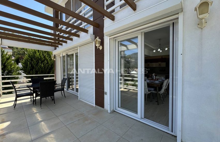 Fethiye Ölüdeniz'de Kısa Dönem Kiralamaya Uygun Havuzlu Şık Villa 39
