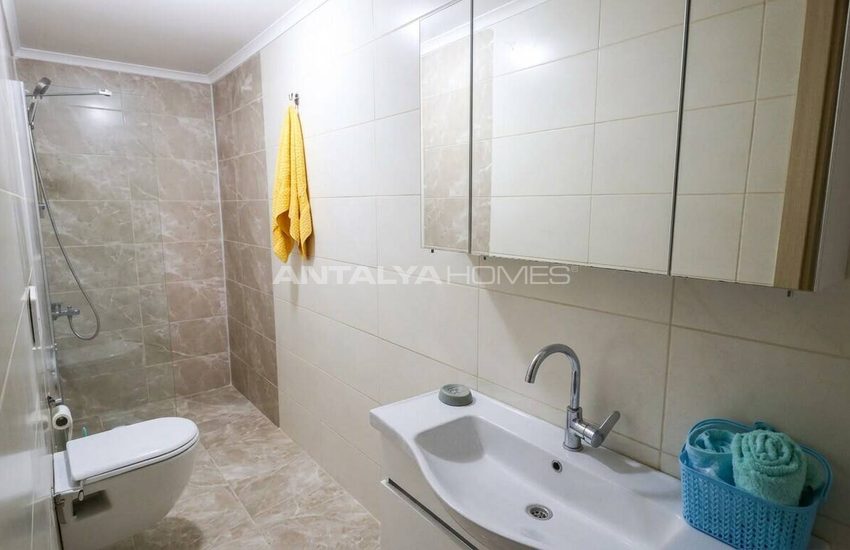 Fethiye'de Doğa Manzaralı 3 Yatak Odalı Ters Dubleks Daire 11