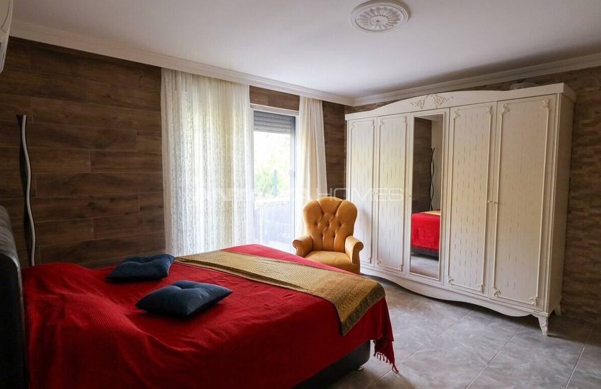 Fethiye'de Doğa Manzaralı 3 Yatak Odalı Ters Dubleks Daire 7