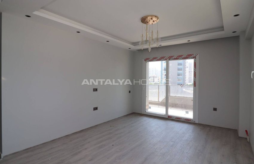 Brand New Properties with Pool and Garden in Mersin Erdemli 4