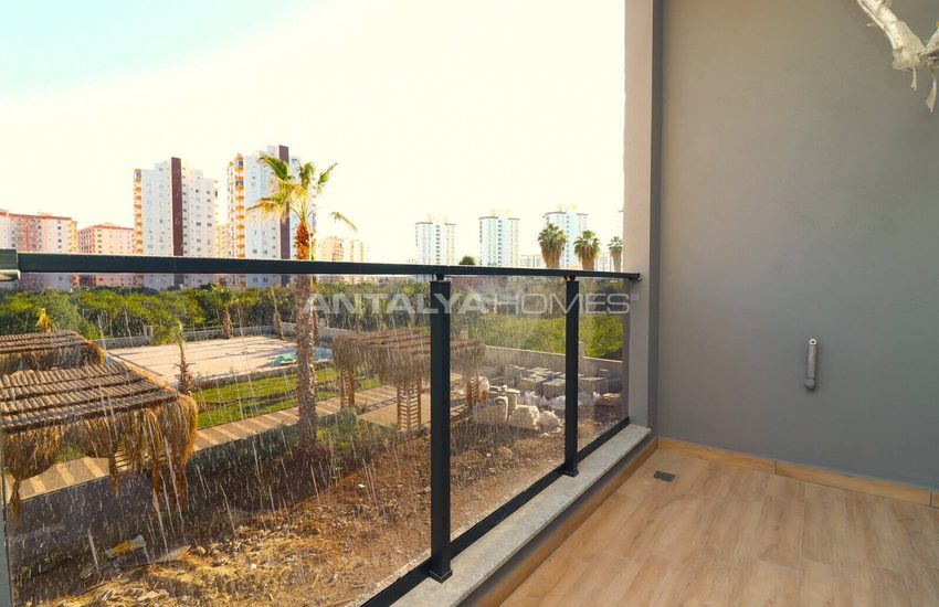 Apartments Offering Extensive Social Facilities in Mersin 8