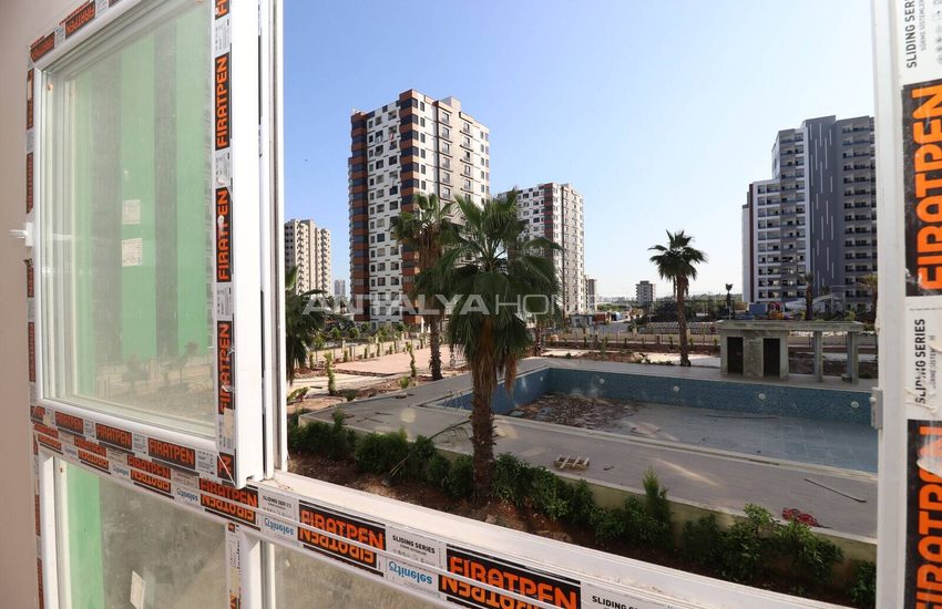 Investment 2-bedroom Properties with Sea Views in Mersin 14