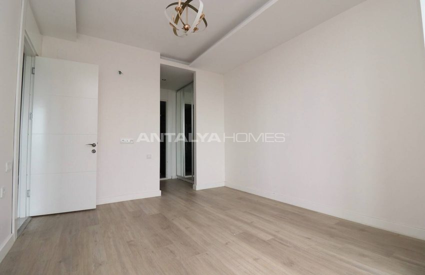 Modern 2-bedroom Flats Near the Beach in Mersin Erdemli 12