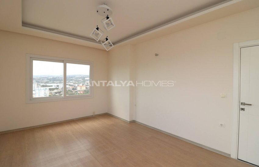 4-bedroom Apartments with Spacious Design in Mersin Erdemli 24