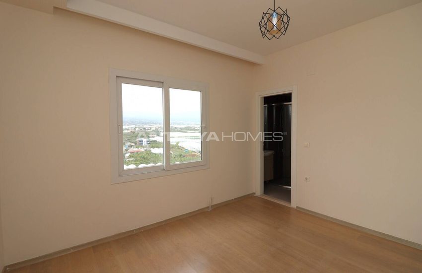 4-bedroom Apartments with Spacious Design in Mersin Erdemli 16