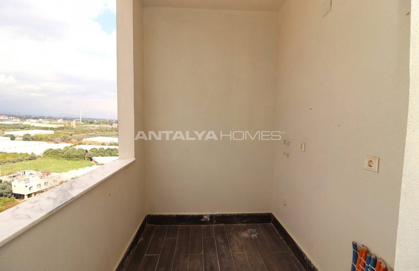 4-bedroom Apartments with Spacious Design in Mersin Erdemli 8