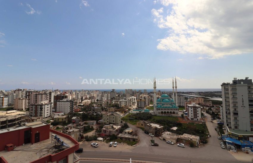 4-bedroom Apartments with Spacious Design in Mersin Erdemli