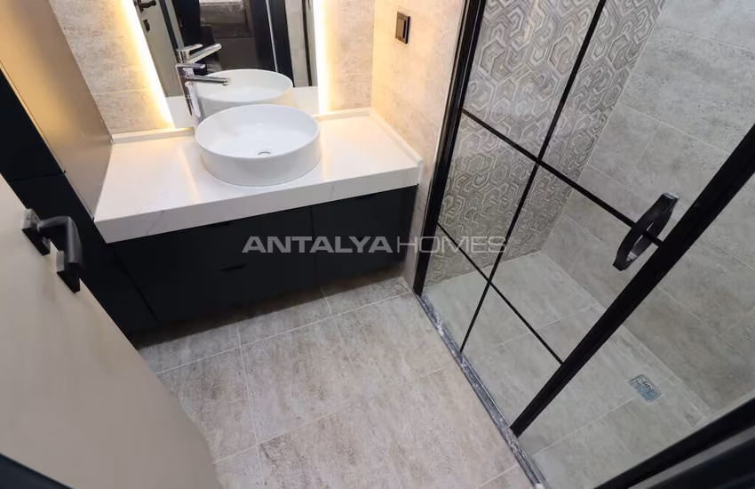 5-bedroom Apartments in a Popular Location in Mezitli Mersin 23