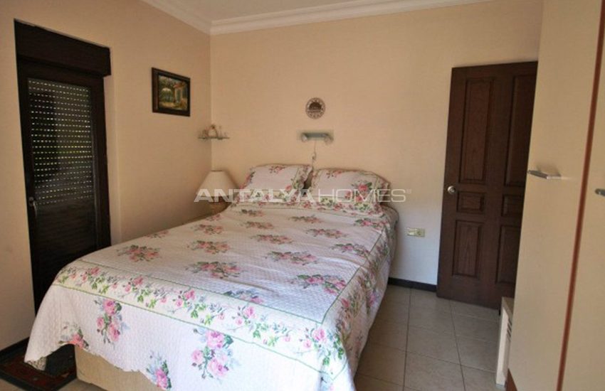 Semi-detached Houses in Kemer Center with Mountain View 17