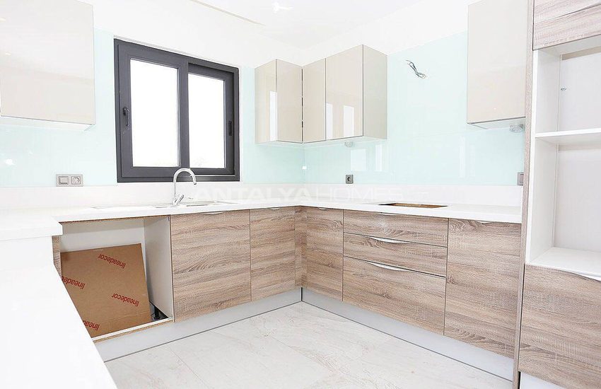 Antalya Manavgat’ta Nehire Sıfır Marinalı Lüks Daireler 38