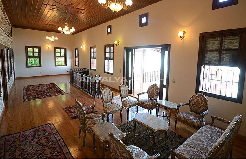 Antique Mansion Inside the Walls of Alanya Castle 26