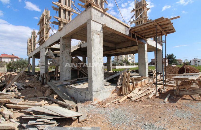 Smart Villas with 350 M² Private Garden in Antalya Döşemealtı 10
