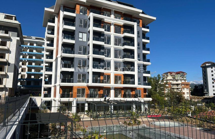 Lyxig Fastighet I Komplex Med Pooler I Alanya 9