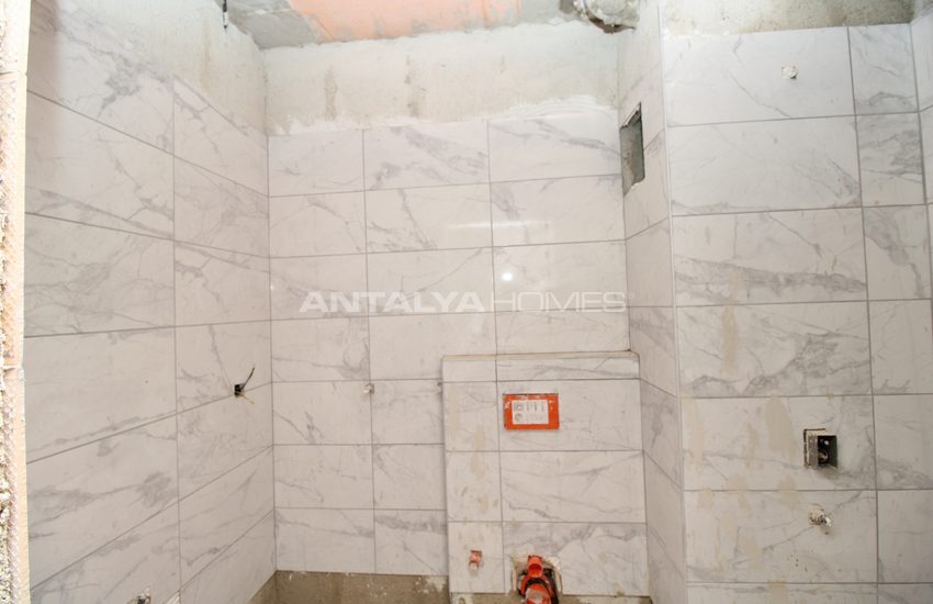 Apartment with High Rental Potential in Antalya Altintas 9