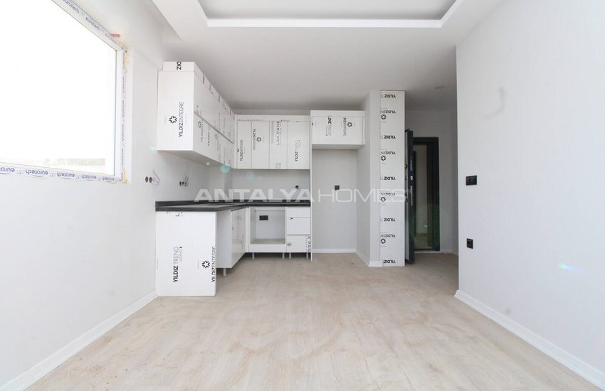 Large Terraced Apartments in Perfect Location in Antalya 23
